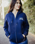 Sudadera con capucha Granate "Dios no ha terminado"