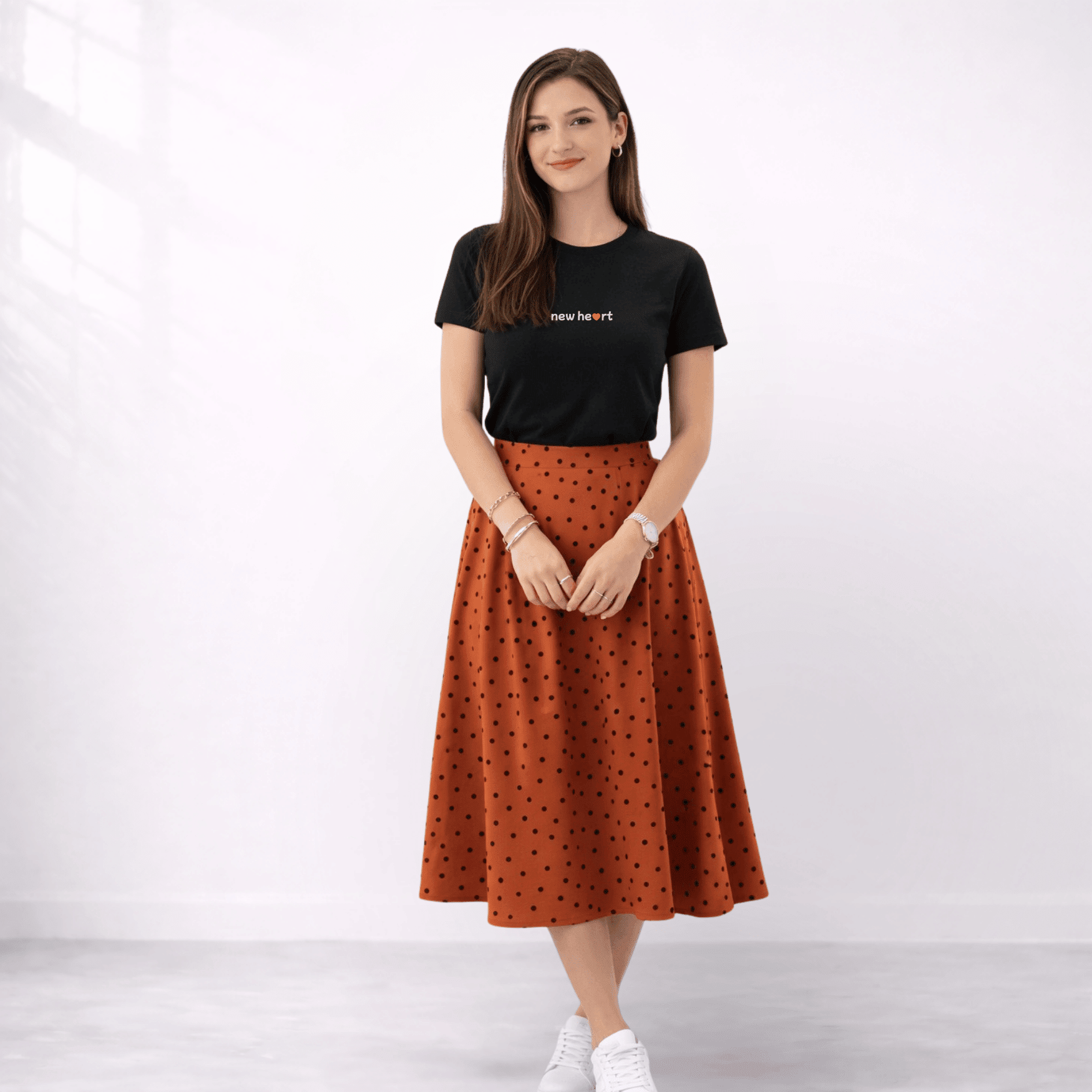 New Heart & Spirit Tee - Holy Looks