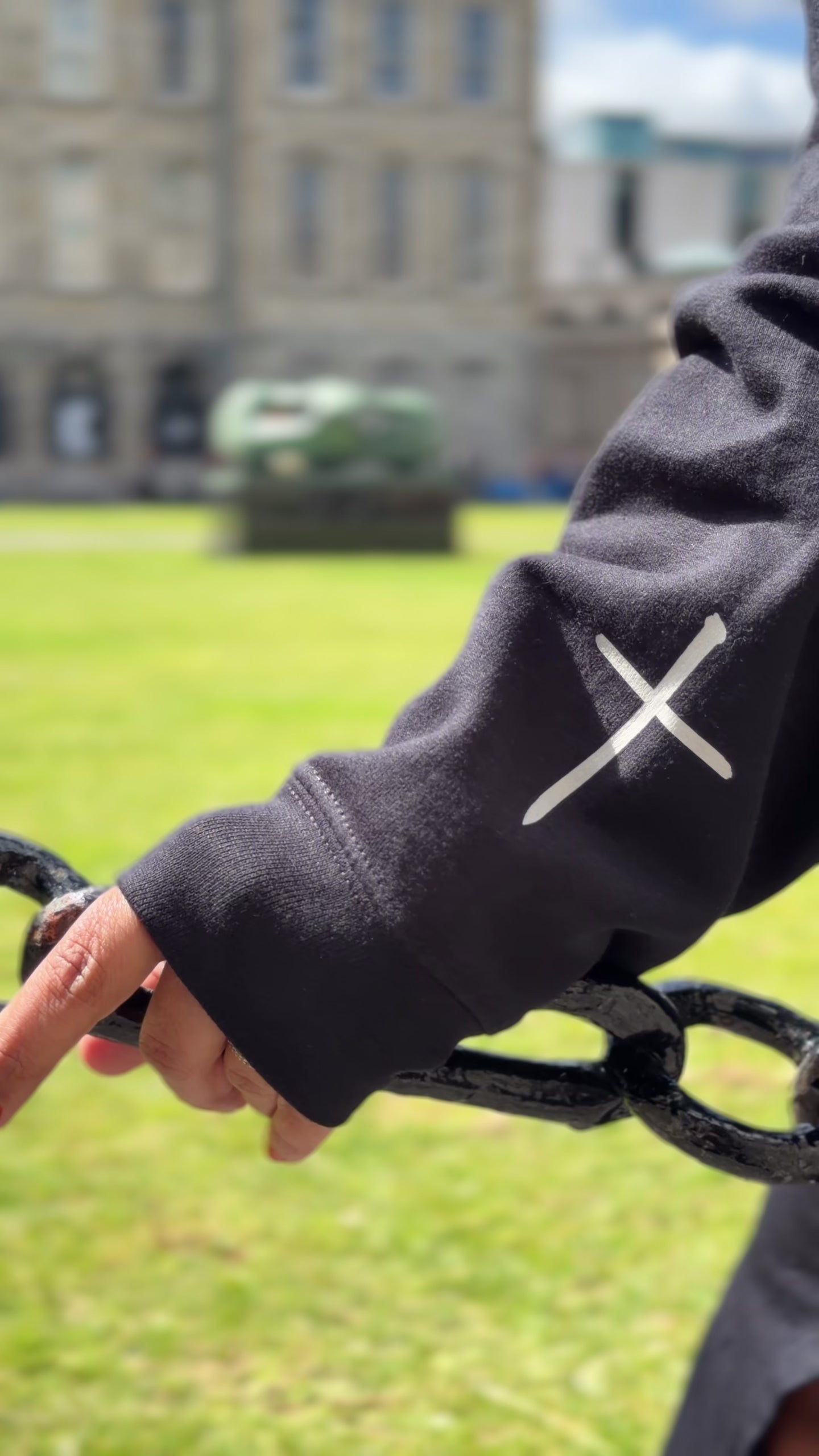 Sudadera con capucha LA OBEDIENCIA ES ADORACIÓN